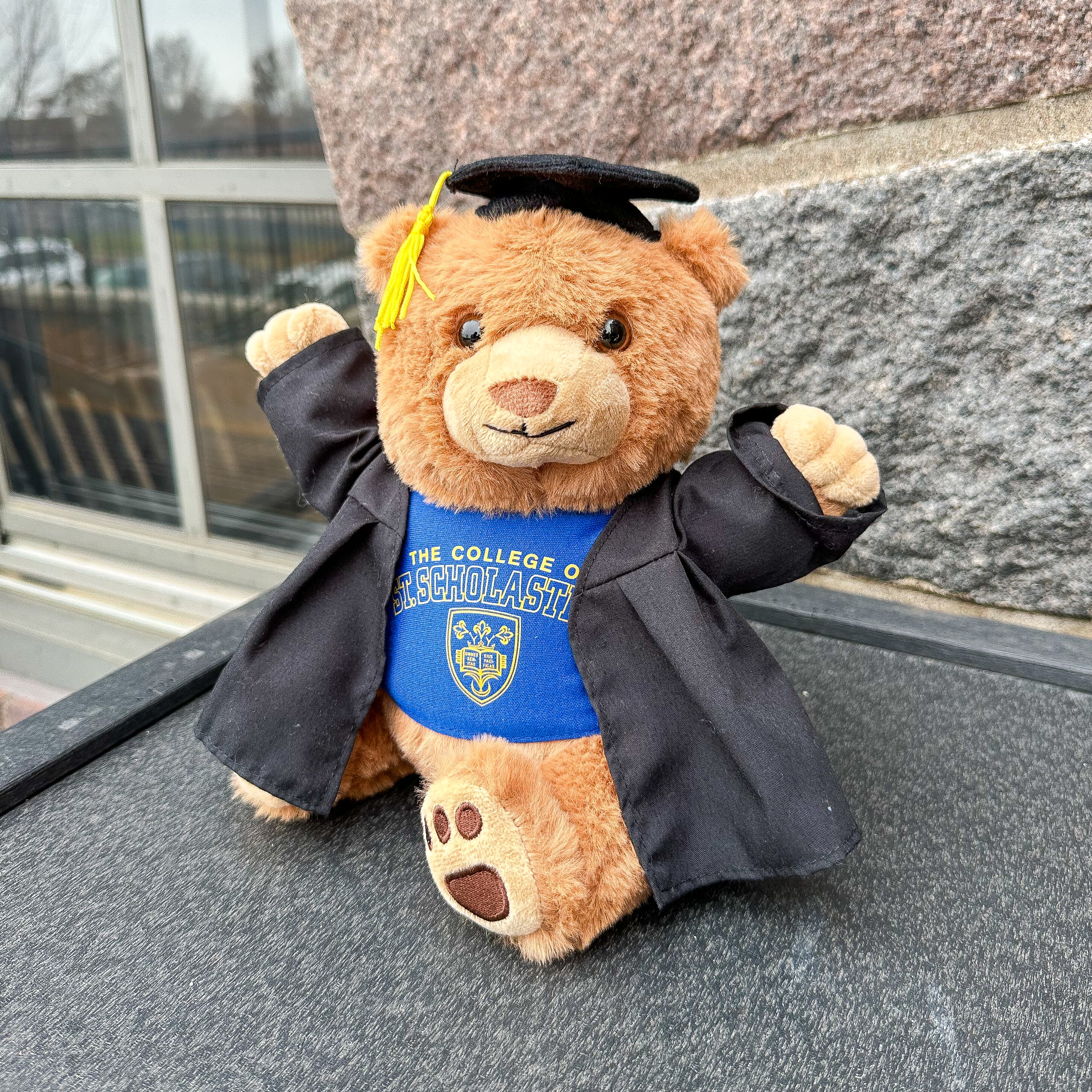 Mascot Factory Jubilee Posse - Lt. Brown Grad Bear